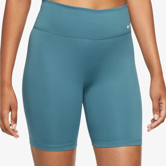 Nike Zenvy
Women's Gentle-Support High-Waisted 8" Biker Shorts - Picture 1 of 5